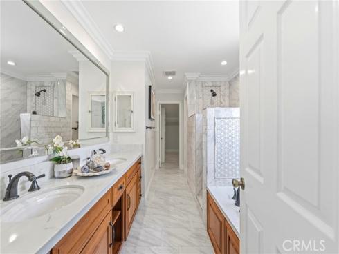 64 Bennington , Irvine, CA
