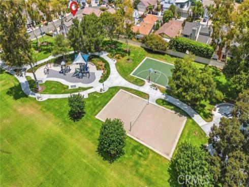 64 Bennington , Irvine, CA