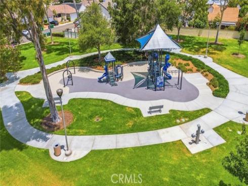 64 Bennington , Irvine, CA