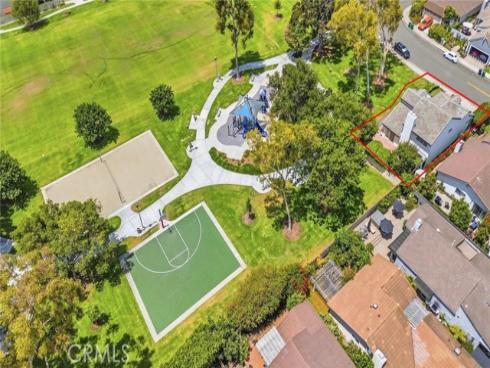 64 Bennington , Irvine, CA