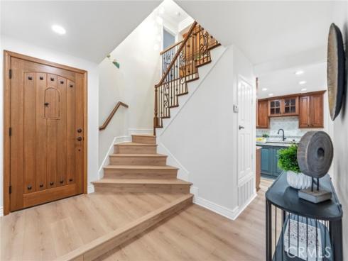 64 Bennington , Irvine, CA