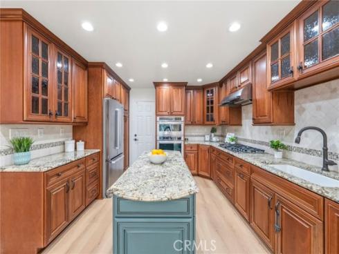 64 Bennington , Irvine, CA