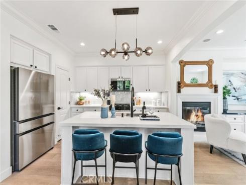 100 Alhambra , Irvine, CA