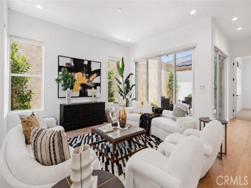 133 Bosal , Irvine, CA