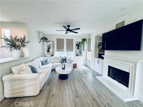 101 Tall Oak , Irvine, CA