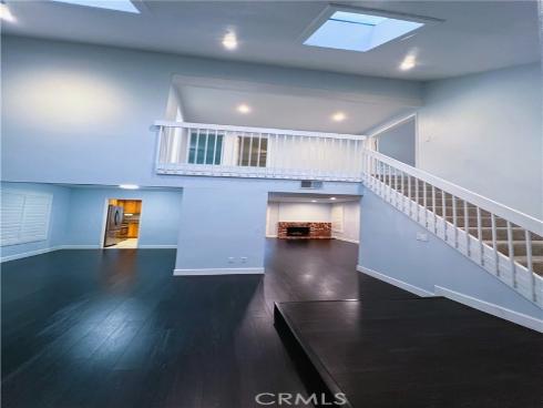 12 Colonial , Irvine, CA