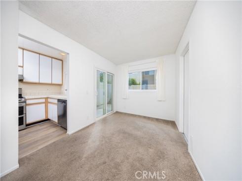 34 Elksford 3 Avenue, Irvine, CA