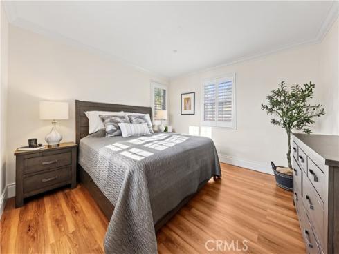 77 Canyoncrest , Irvine, CA