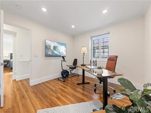 77 Canyoncrest , Irvine, CA