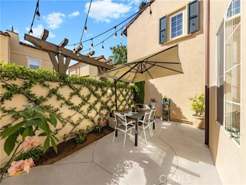 77 Canyoncrest , Irvine, CA
