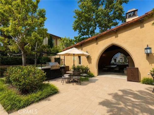 77 Canyoncrest , Irvine, CA