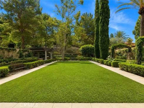 77 Canyoncrest , Irvine, CA