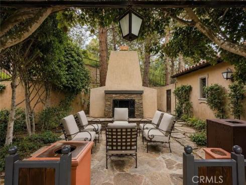 77 Canyoncrest , Irvine, CA