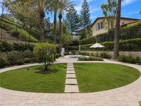77 Canyoncrest , Irvine, CA