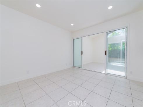 15 Butler , Irvine, CA