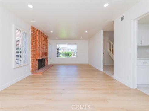 15 Butler , Irvine, CA