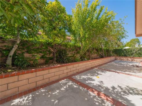 15 Butler , Irvine, CA