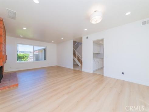 15 Butler , Irvine, CA