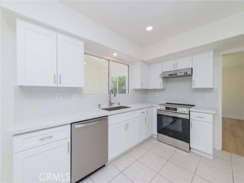 15 Butler , Irvine, CA