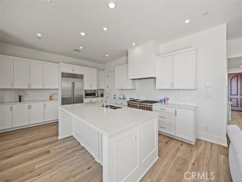 135 Oakstone , Irvine, CA