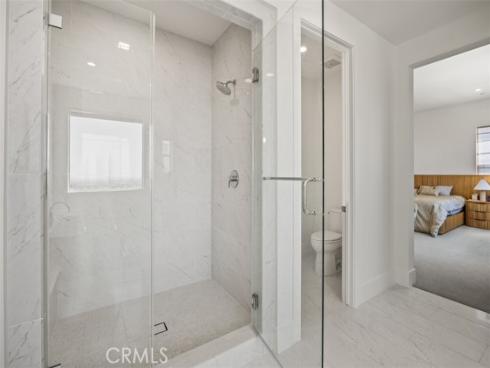135 Oakstone , Irvine, CA