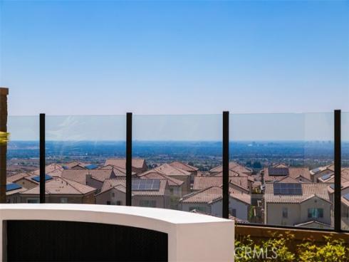 135 Oakstone , Irvine, CA