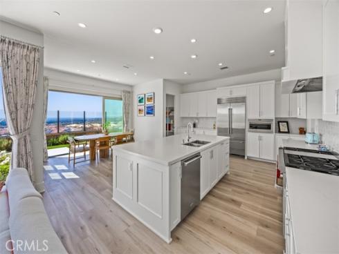 135 Oakstone , Irvine, CA