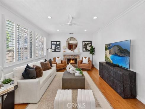 23 Delano , Irvine, CA