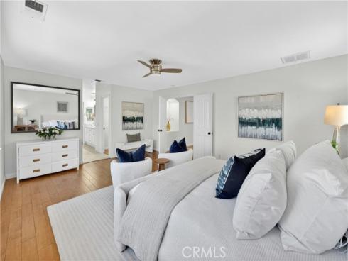 23 Delano , Irvine, CA