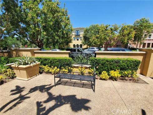 114  Chantilly  , Irvine, CA