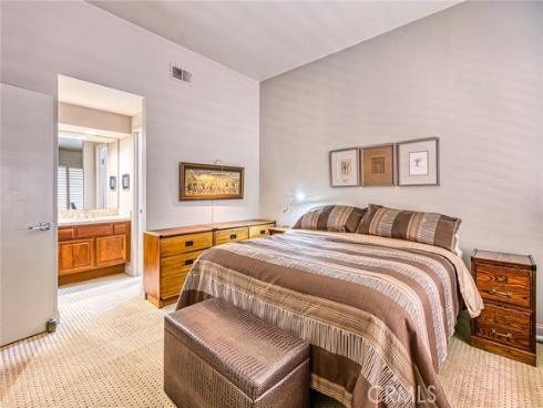 55 Fabriano , Irvine, CA
