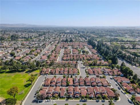 55 Fabriano , Irvine, CA