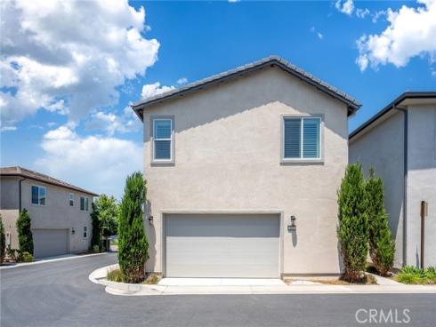 200 Chorus , Irvine, CA