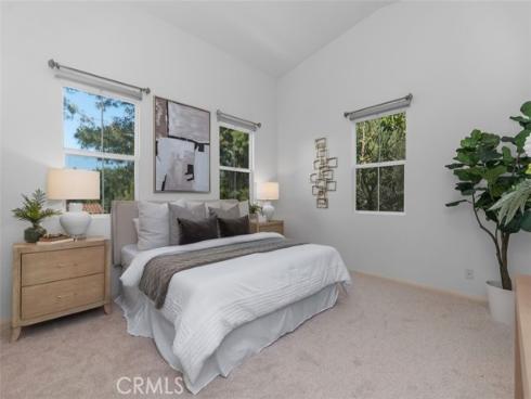 25 Vermillion , Irvine, CA
