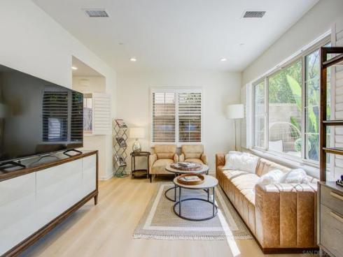 112 Excursion , Irvine, CA