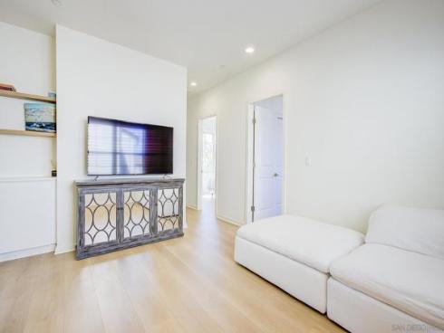 112 Excursion , Irvine, CA