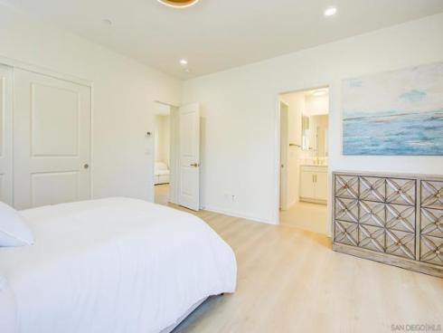112 Excursion , Irvine, CA