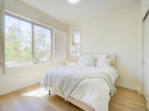 112 Excursion , Irvine, CA