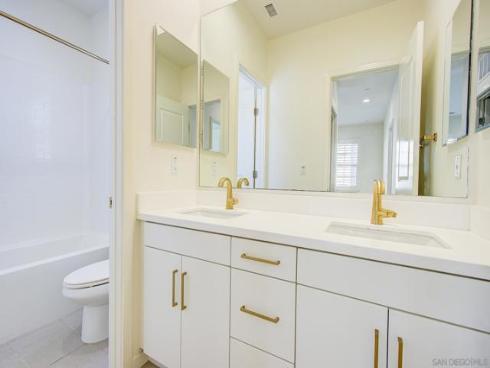 112 Excursion , Irvine, CA