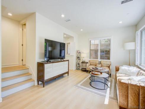 112 Excursion , Irvine, CA