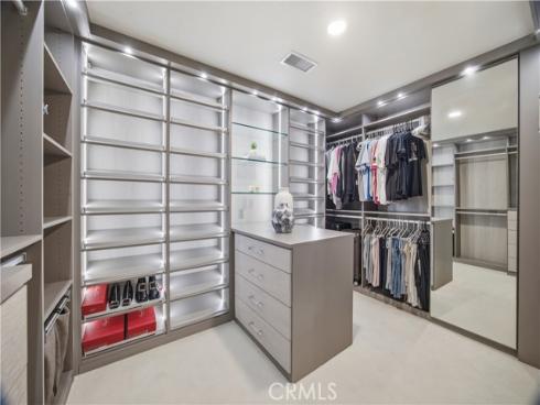 8 N Bayleaf , Irvine, CA