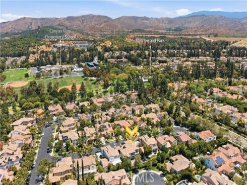 8 N Bayleaf , Irvine, CA