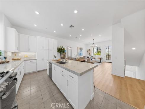 253 Sash , Irvine, CA
