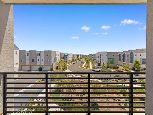 253 Sash , Irvine, CA