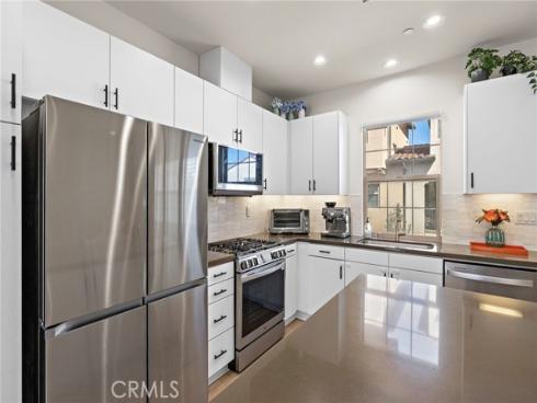 78 Tallowood , Irvine, CA