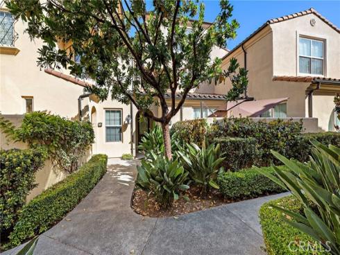 78 Tallowood , Irvine, CA