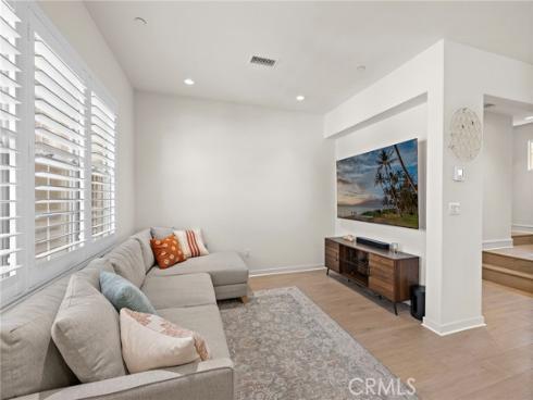 78 Tallowood , Irvine, CA