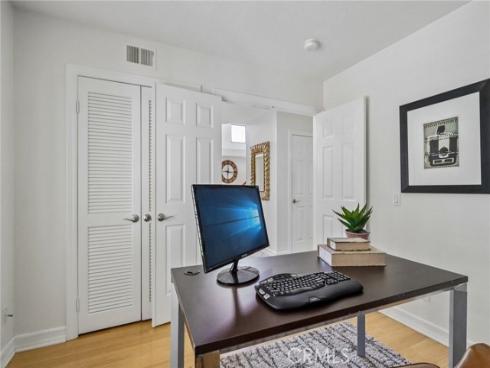 43 Cedarlake 88 , Irvine, CA