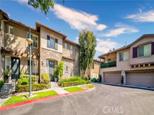 54 Salton , Irvine, CA