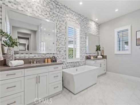 117 Interstellar , Irvine, CA